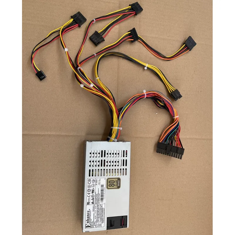 voor Yiheng ENP-7025B Kleine 1 - Server Power Supply recensie en prijs
